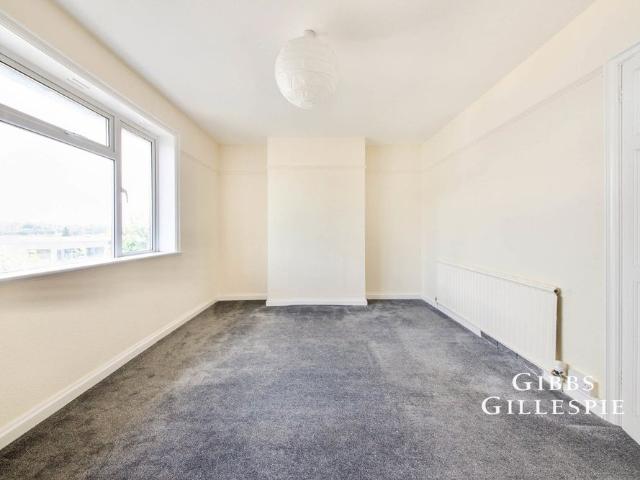 Room for rent in Colindale, Greater London