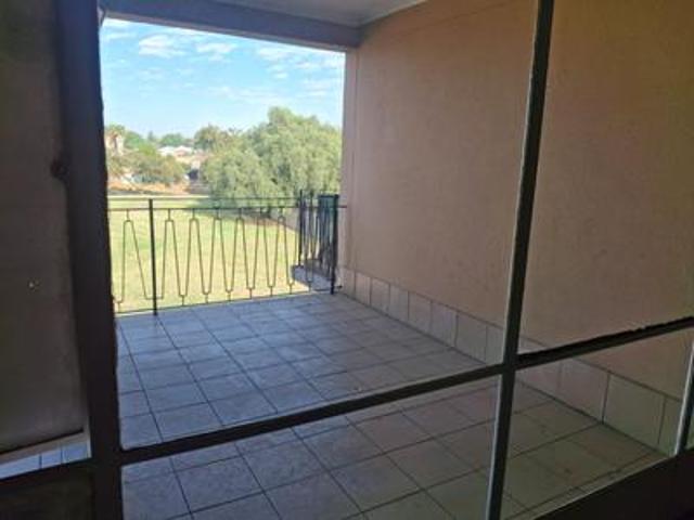 Apartment for rent in Vanderbijlpark, Emfuleni Local Municipality