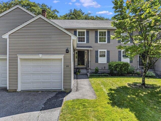 House for sale in Topsham, Maine