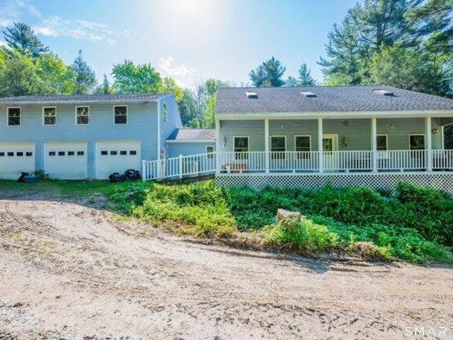 House for sale in New Hartford, Connecticut