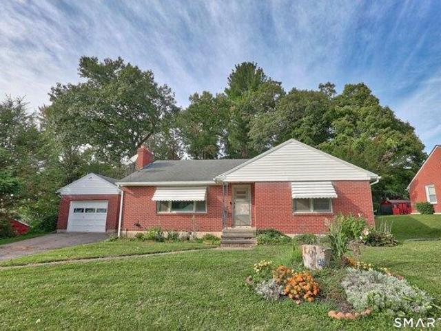 House for sale in Torrington, Northwest Hills Planning Region
