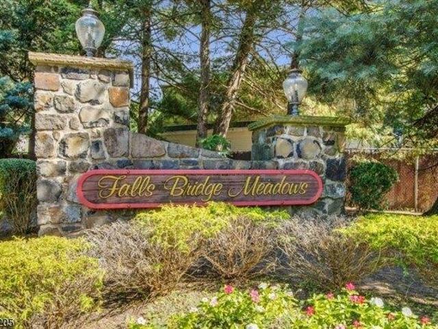 Condo for sale in Passaic, New Jersey
