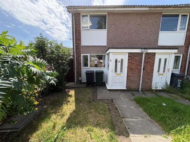 Townhouse for sale in Dewsbury Moor, Heckmondwike