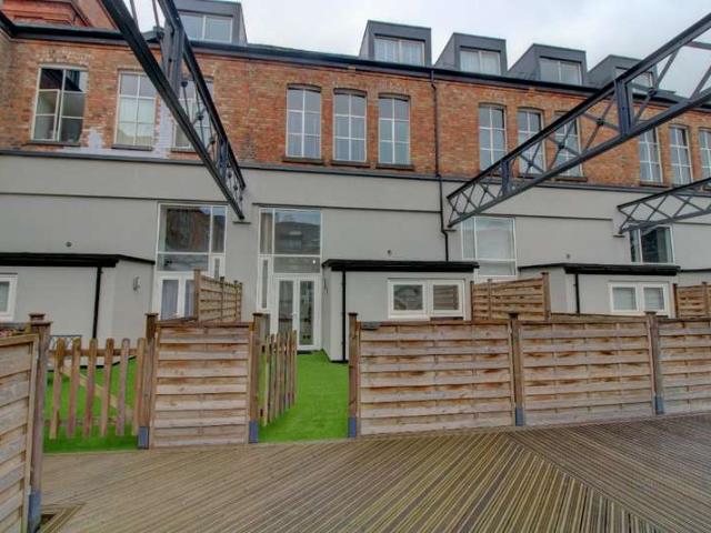 Townhouse for sale in Old Wharf, City Of Leicester