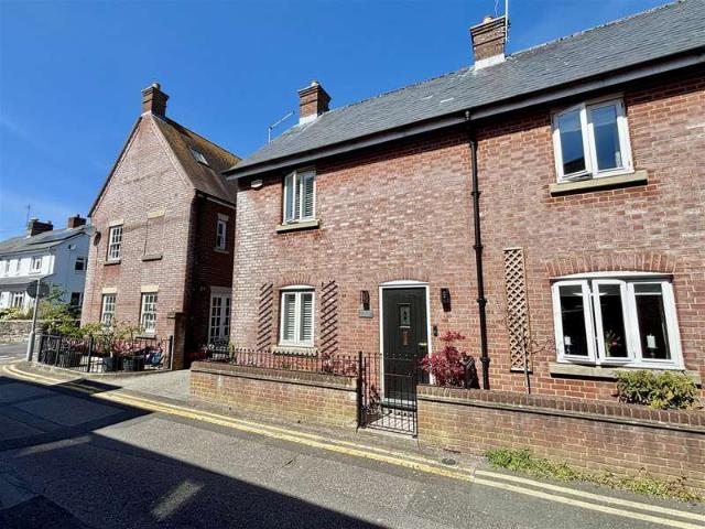 Townhouse for sale in Wareham Town, Arne