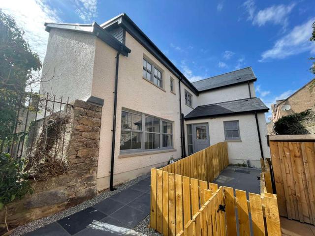 Townhouse for sale in Forres, Scotland
