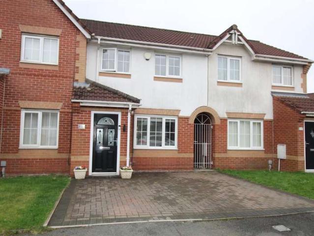 Townhouse for sale in Lee Bank, Greater Manchester