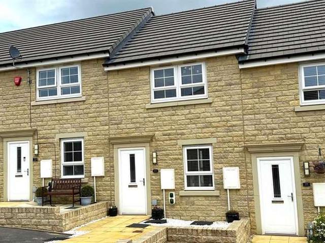 Townhouse for sale in Undercliffe, West Yorkshire