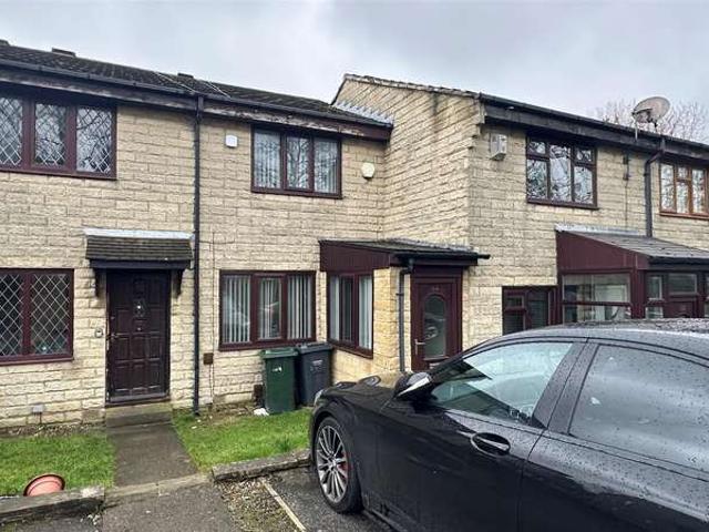 Townhouse for sale in West Yorkshire