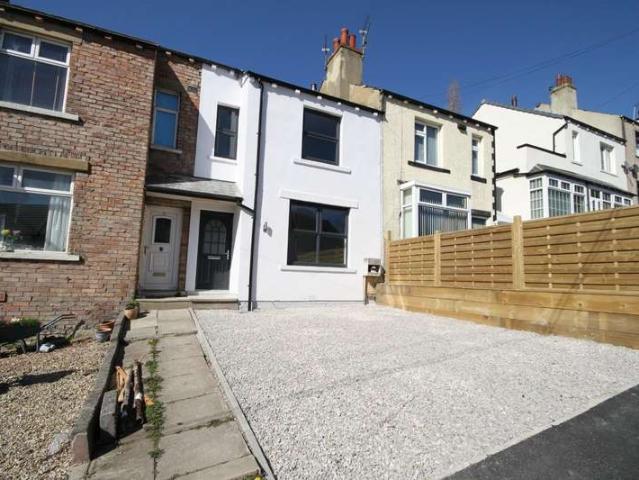 Townhouse for sale in West Yorkshire
