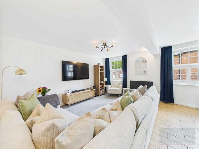 Townhouse for sale in Stanford On Avon, Leicestershire