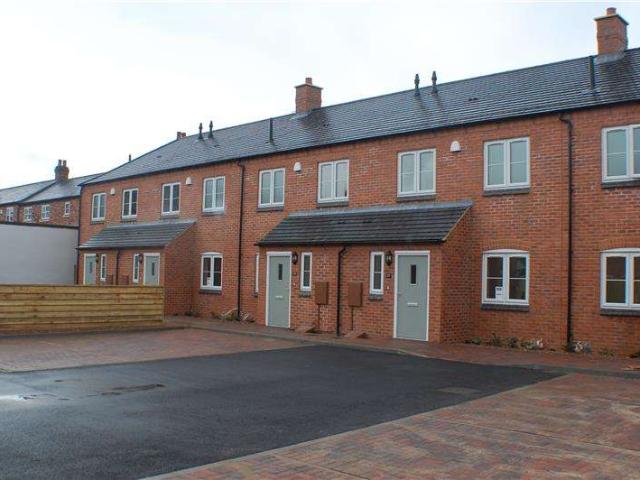 Townhouse for rent in Lash Hill, Hinckley and Bosworth
