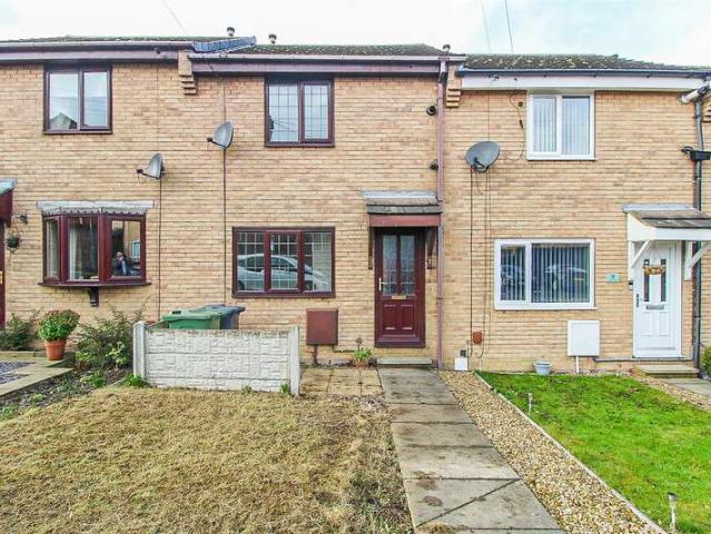 Townhouse for sale in Chickenley, Dewsbury