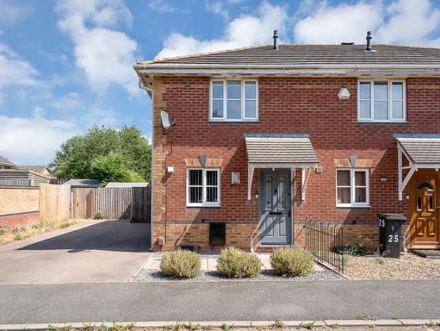 Townhouse for sale in Old Wharf, City Of Leicester