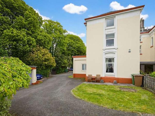Townhouse for sale in Mount Wise