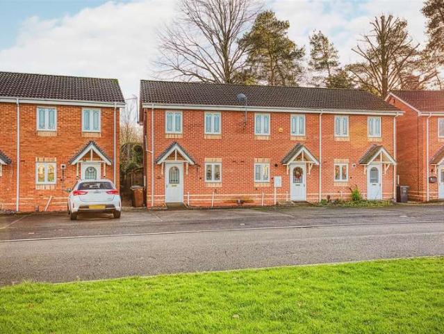 Townhouse for sale in Egginton, East Midlands