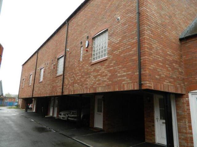 Property for rent in Elmfield, Leicestershire