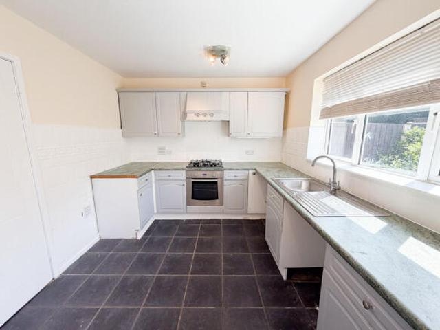 Townhouse for rent in Longton, Firbank