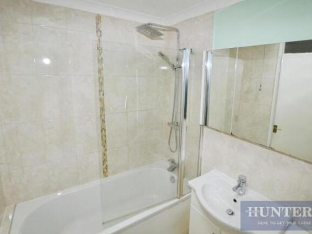 Townhouse for rent in Old Wharf, City Of Leicester