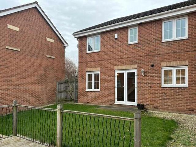 House for sale in Cutsyke, Castleford