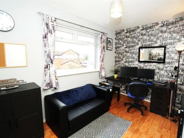 Townhouse for sale in Ash, Kent