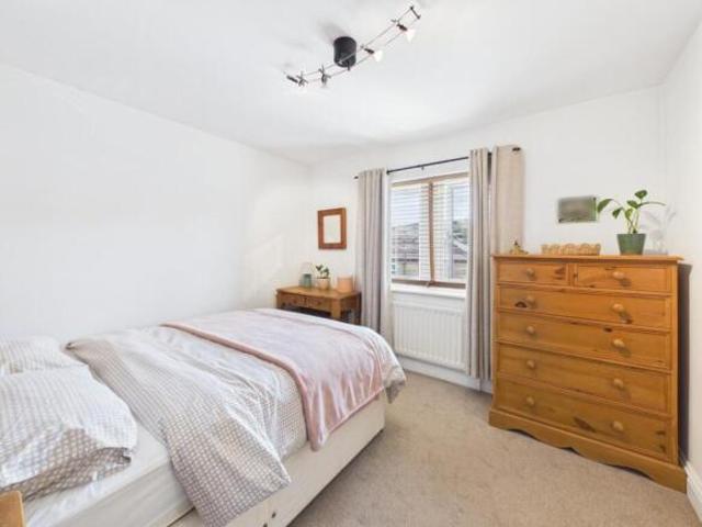 Townhouse for sale in Cottingley, West Yorkshire