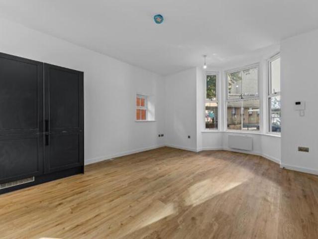 Townhouse for sale in Northampton, Northamptonshire