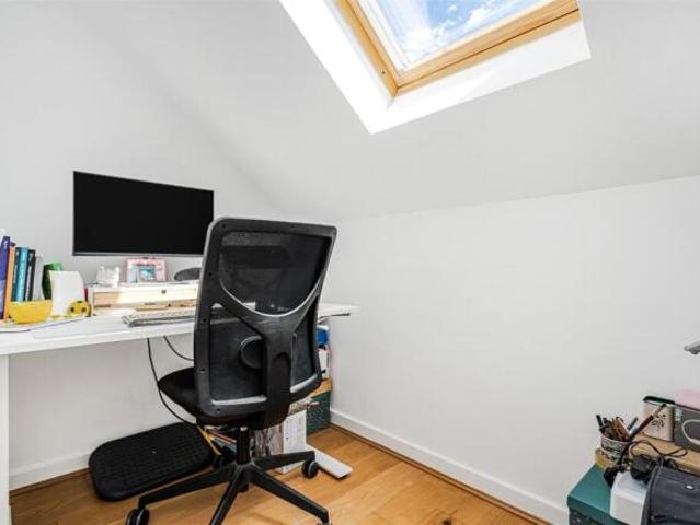 Townhouse for sale in Barnwell, Arbury