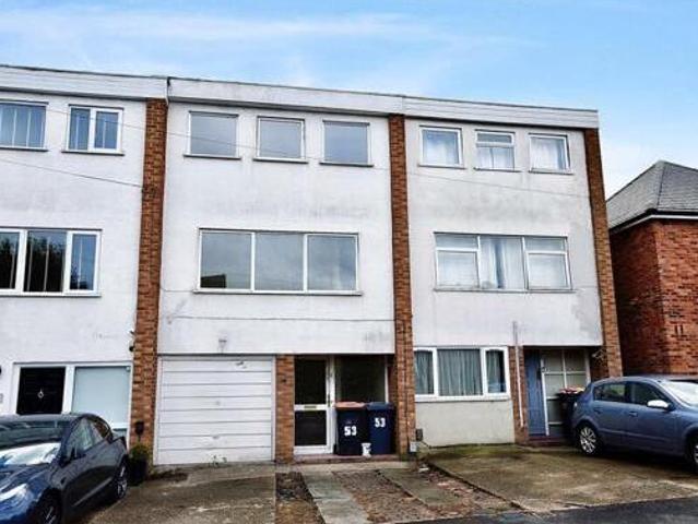 House for sale in Dunstable, Bedfordshire
