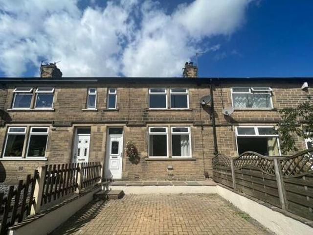 House for sale in Halifax, Calderdale