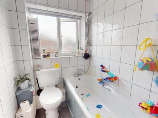 Townhouse for sale in West Yorkshire