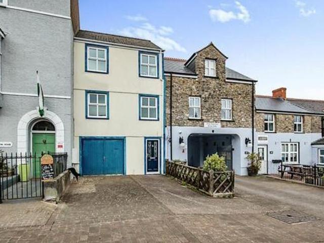 House for sale in Pembroke, Pembrokeshire
