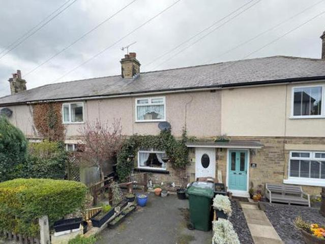 House for sale in Baildon, West Yorkshire