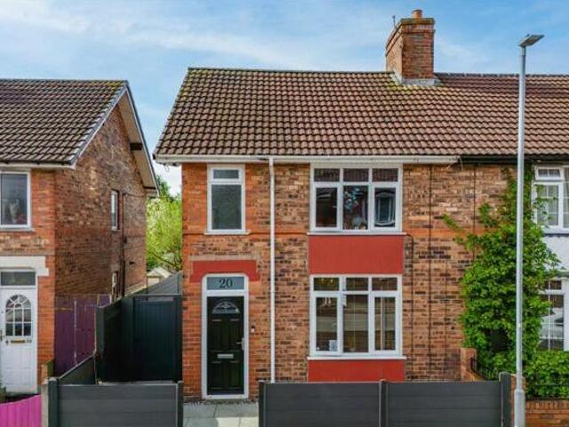 House for sale in Stone, Baswich