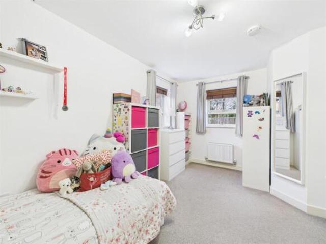 Townhouse for sale in Spondon, East Midlands