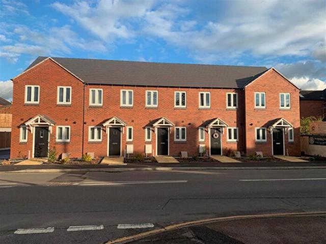 Apartment for rent in Whetstone, Pinfold