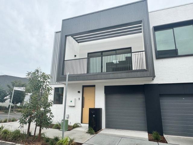 Townhouse for rent in Edmondson Park, Sydney