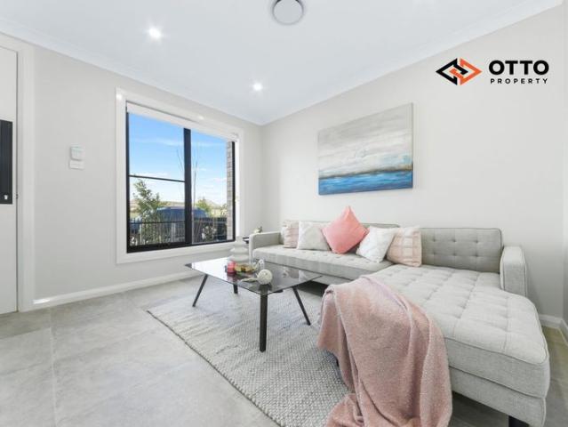 Townhouse for rent in Sydney, New South Wales