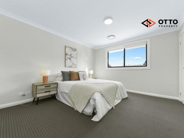 Townhouse for rent in Sydney, New South Wales