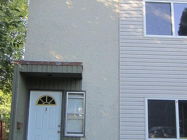 Townhouse for rent in Alberta
