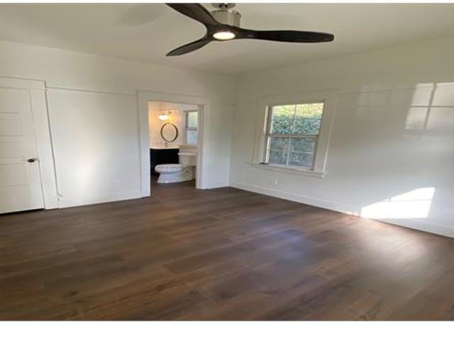 Townhouse for rent in Los Angeles