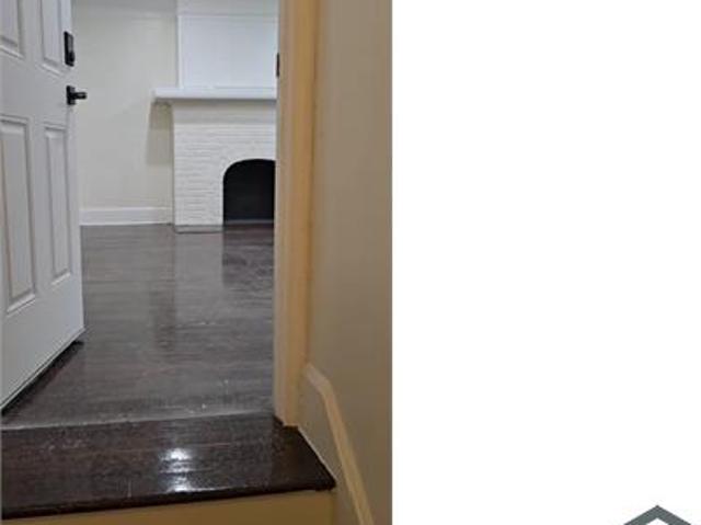 Townhouse for rent in Detroit
