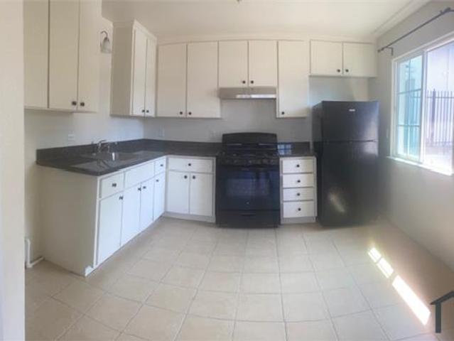 Townhouse for rent in Oakland