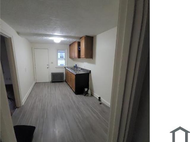 Townhouse for rent in Hartford
