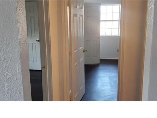 Townhouse for rent in Dallas