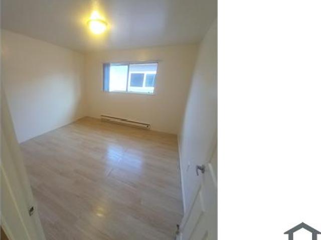Townhouse for rent in Oakland
