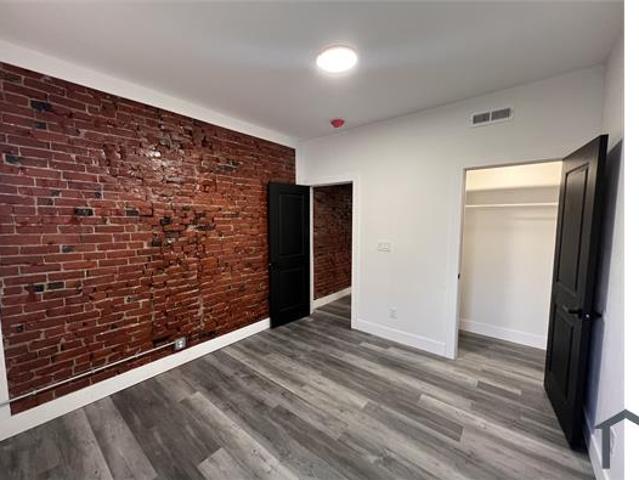 Townhouse for rent in Philadelphia