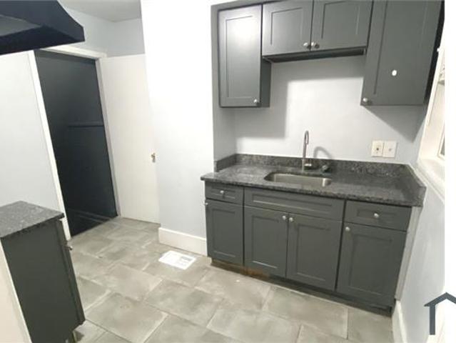 Townhouse for rent in Detroit