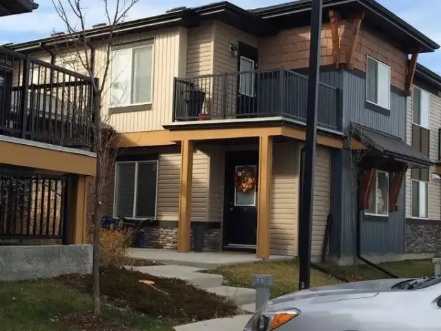 Townhouse for rent in Airdrie, Alberta