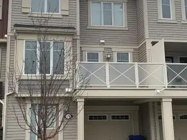 Townhouse for rent in Airdrie, Alberta